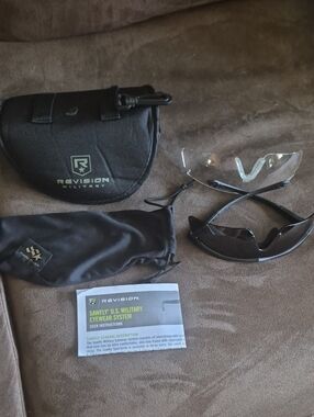 Revision Military SunglassMen’s Sawfly Eyewear System - Black with Clear Inserts
